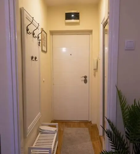 Apartment Classico Belgrade Voždivac